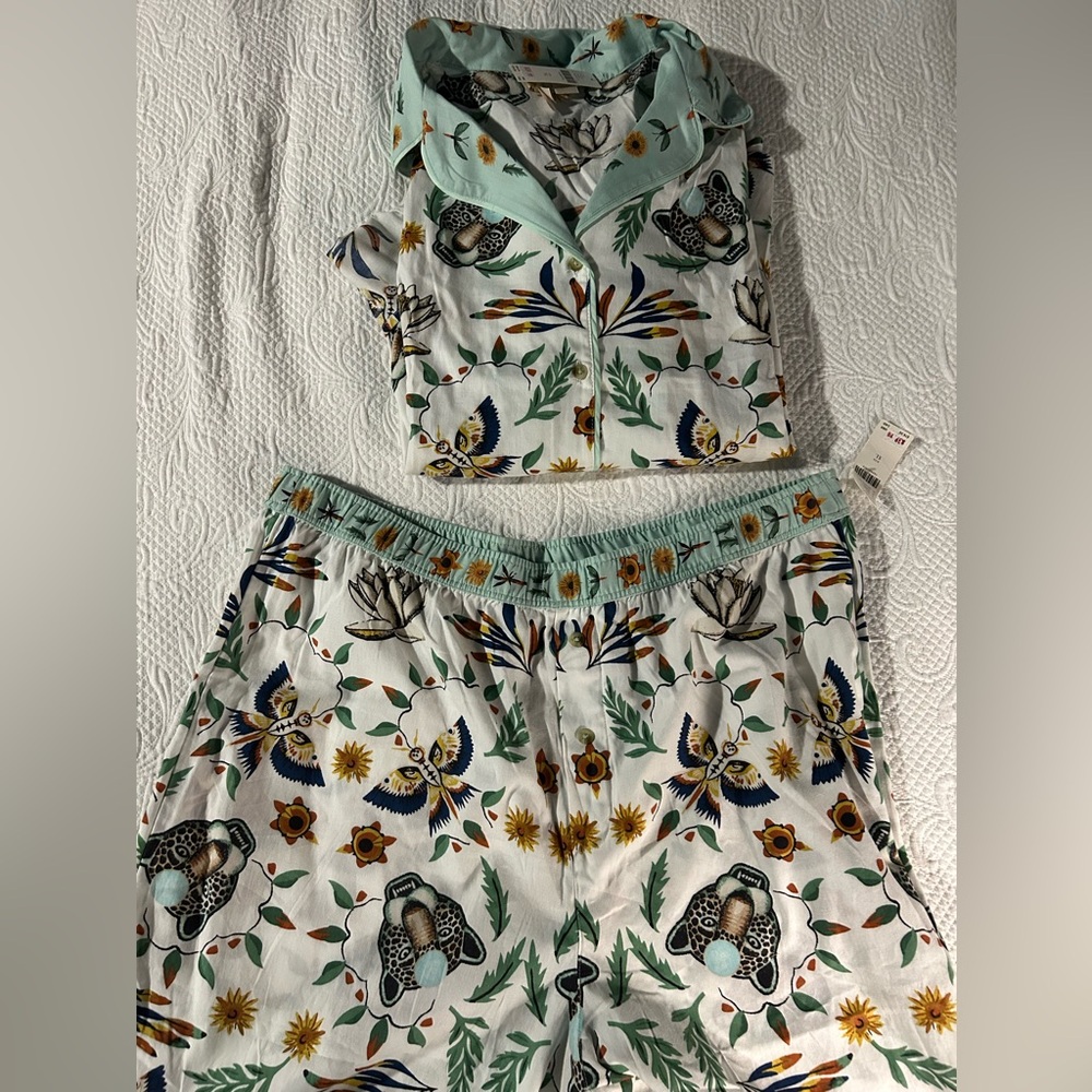 Anthropologie Lyrebird Cloud Flannel Pajama set-Real Fun Wow! print size XL